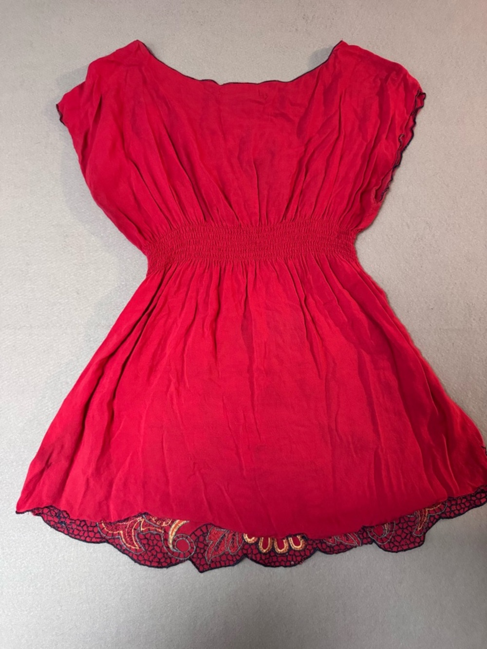 Y2K Forever 21 Red Embroidered Floral Smocked Waist Tunic Dress - Picture 4 of 5